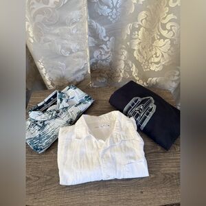bundle of 3 boys' t-shirts size 10-12/C162
